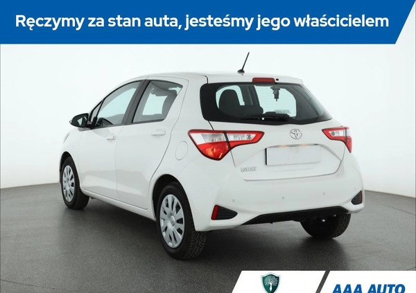 Toyota Yaris cena 50000 przebieg: 55005, rok produkcji 2019 z Borek Wielkopolski małe 211